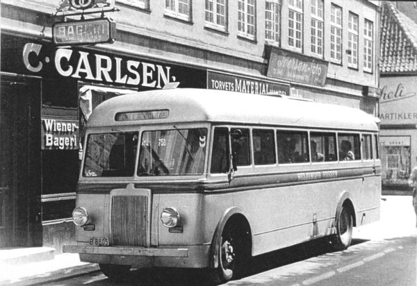 Helsingør-Bussen (ex. Odense Omnibus nr. 1 fra 1939)